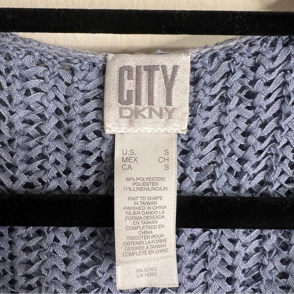 HP 🎉🎉 Y2k DKNY Crocheted Hooded Top - Picture 7 of 7